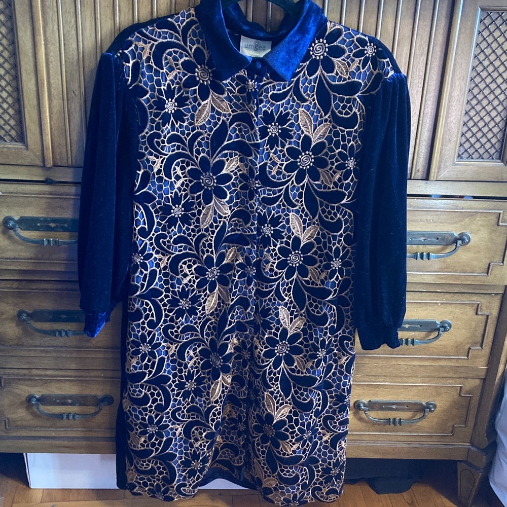 Umgee Velvet Embossed Navy and Gold Dress or Jacket